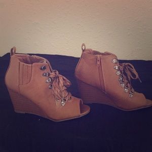 ♥️wedge ankle boots♥️